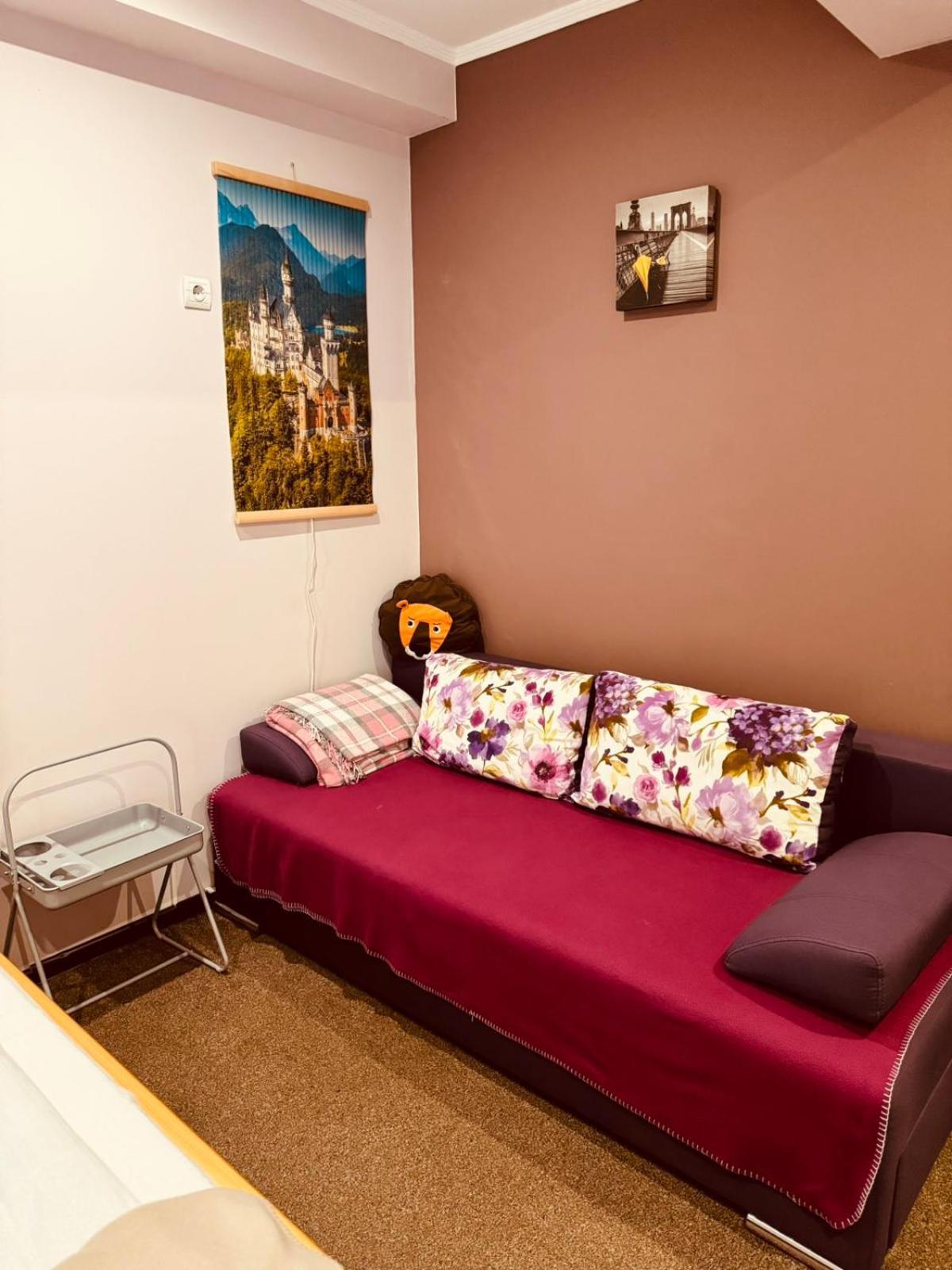 Apart Hotel Avinos Lviv Buitenkant foto
